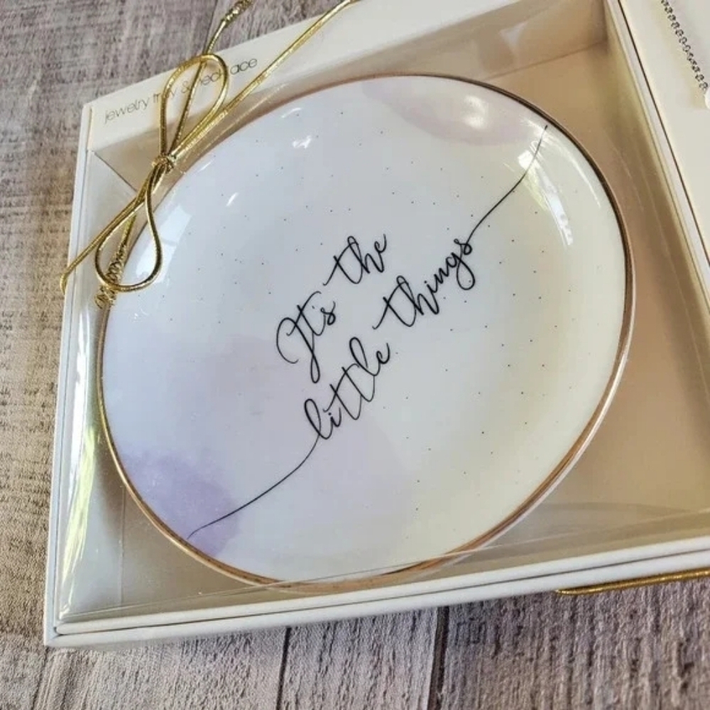 "It's The Little Things" 2pc Pendant Necklace & Trinket Dish Set - Picture 2 of 5